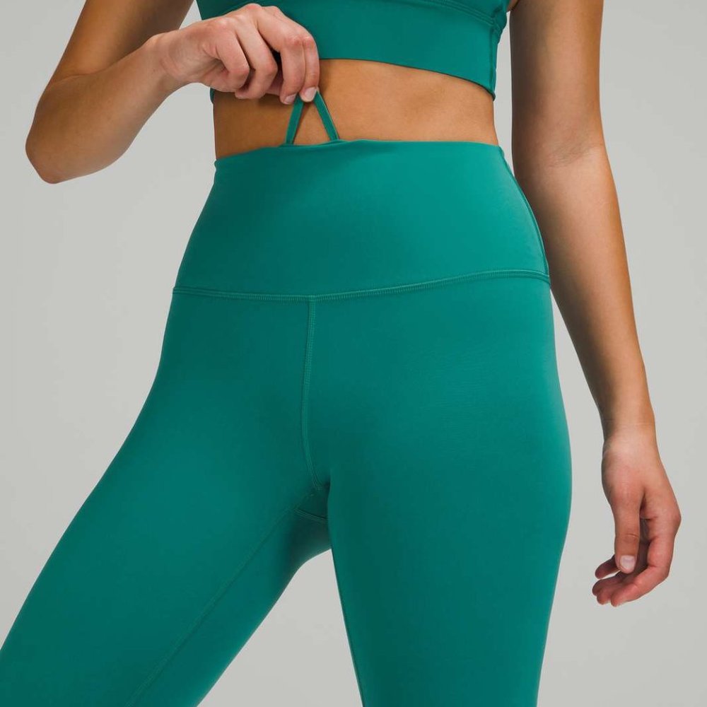 NWT - Lululemon Wunder Train HR Tight 28”